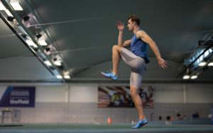 THE BENEFITS OF COMPRESSION SPORTSWEAR