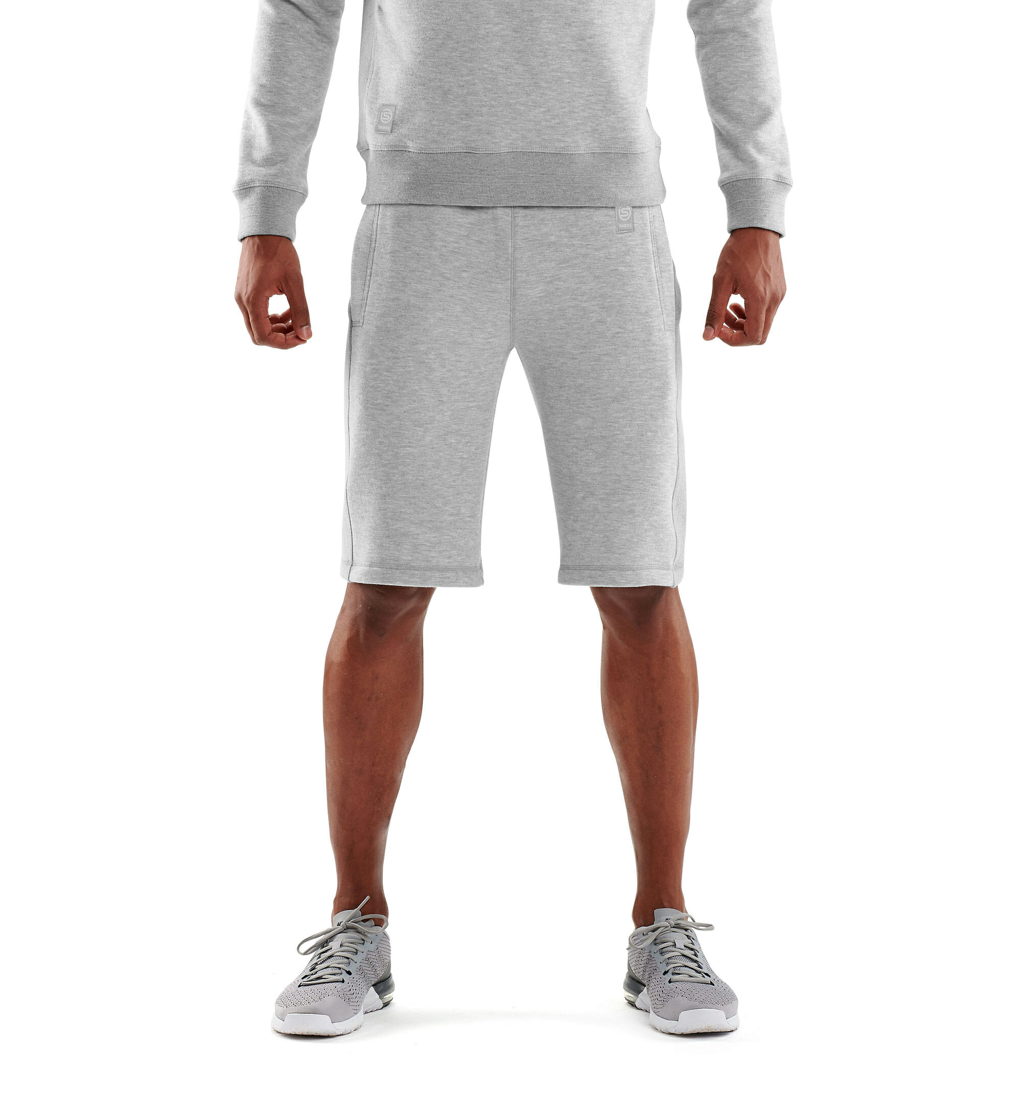 AW Linear Tech Fleece M Shorts Silver/Marle - Image 2