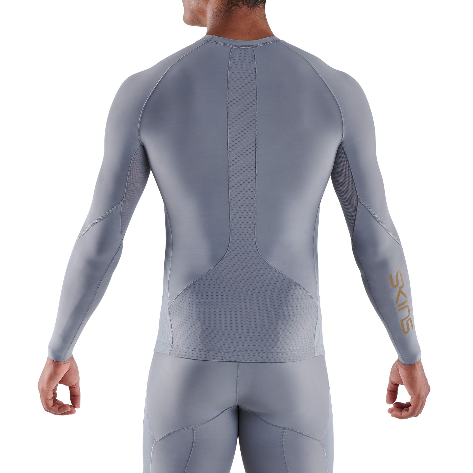mid sleeve compression shirt