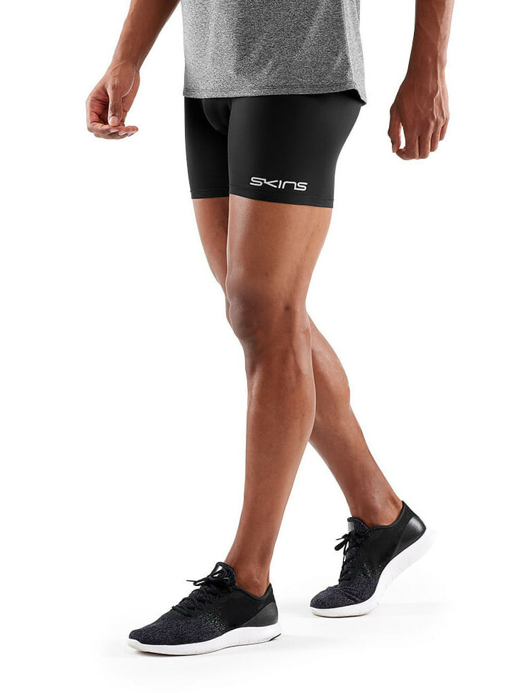 https://www.skinscompression.com/uk/wp-content/uploads/sites/12/2021/03/DF00010099001_B3-1.jpg