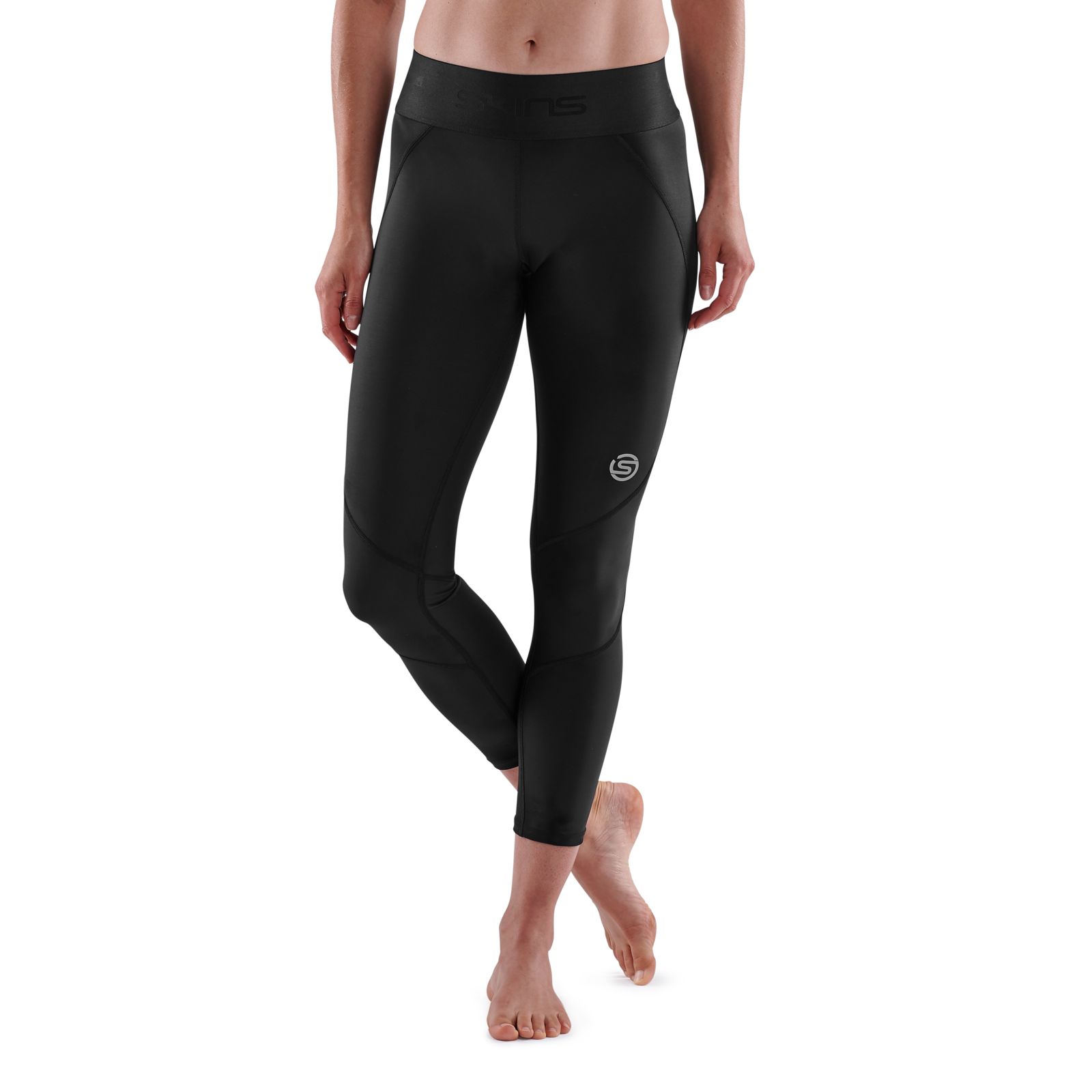 Essential 7/8 Length Tight in Black, Legging