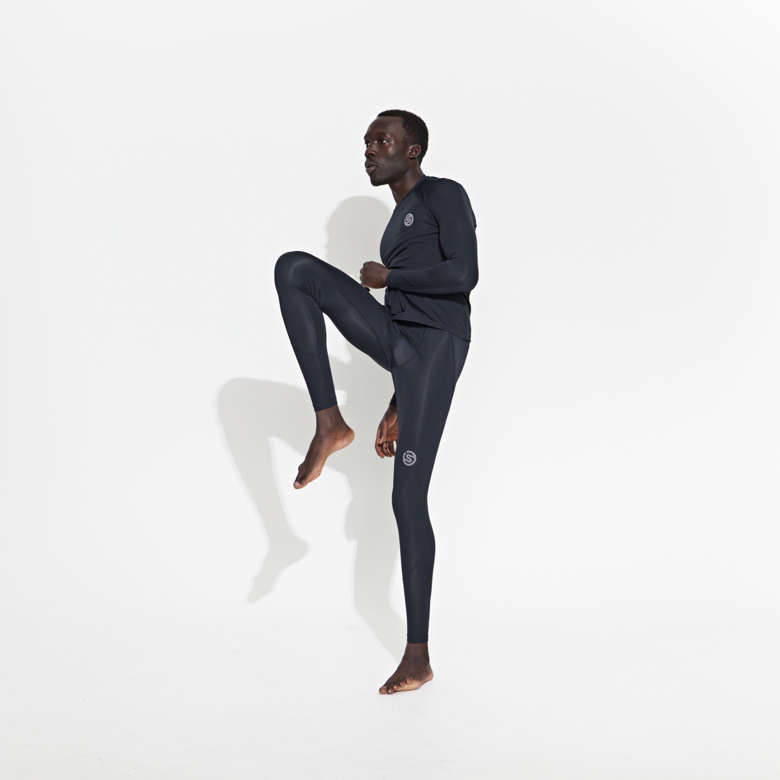 SKINS SERIES-2 MEN'S LONG TIGHTS BLACK - SKINS Compression UK