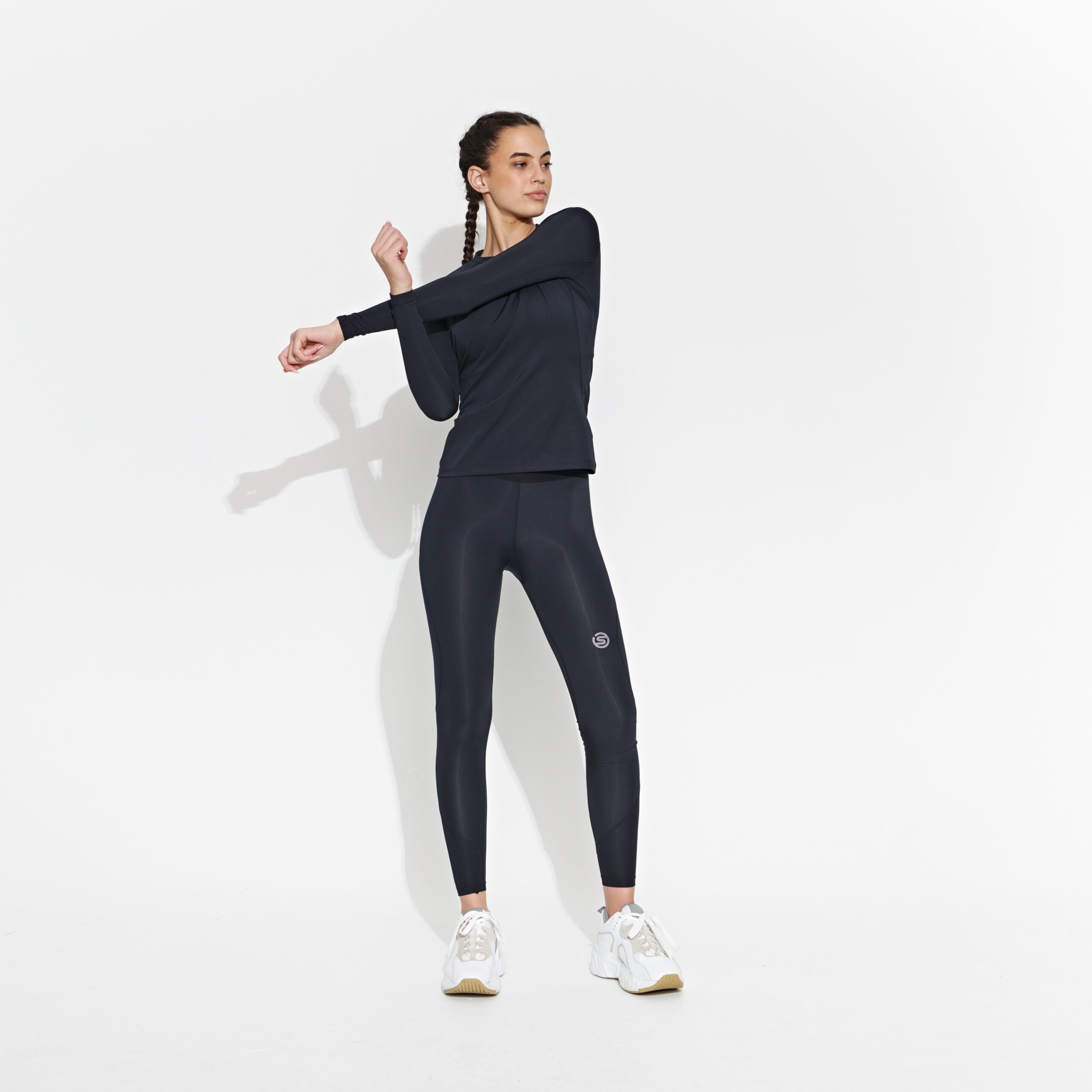 ウォーキング・ランニングウェア Compression Long Tights BLACK 2 SKINS SERIES-2 WOMEN'S LONG TIGHTS BLACK - SKINS Compression UK